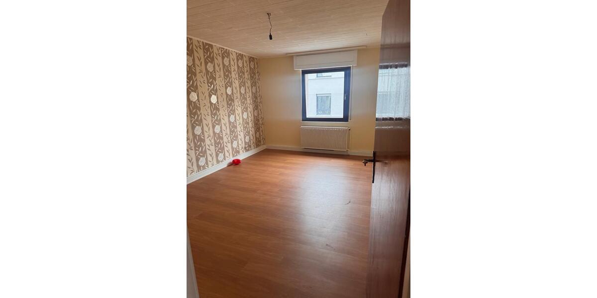 Etagenwohnung Frankfurt am Main West - 3 Zimmer, 70 m&sup2;, 1.300&euro; | Angebot:26680400