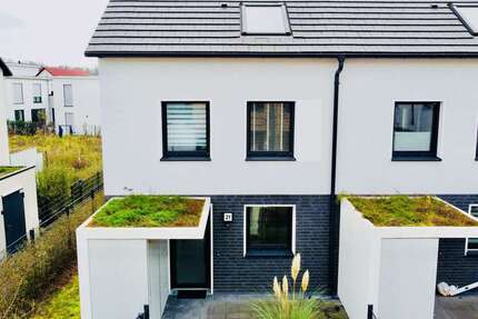 Haus zum Mieten in Hanau 1.900 € 120 m² 4.5 zimmer