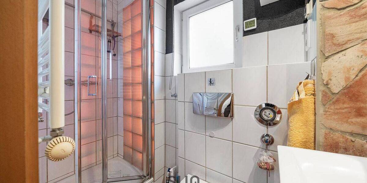 Mehrfamilienhaus, Wohnhaus Offenbach am Main Buchrain - 8 Zimmer, 175 m&sup2;, 580.000&euro; | Angebot:26128232