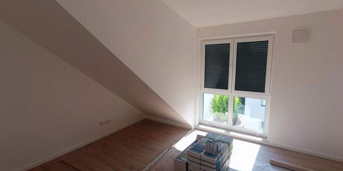 Etagenwohnung Frankfurt am Main Oberrad - 2 Zimmer, 62 m&sup2;, 1.450&euro; | Angebot:25792129