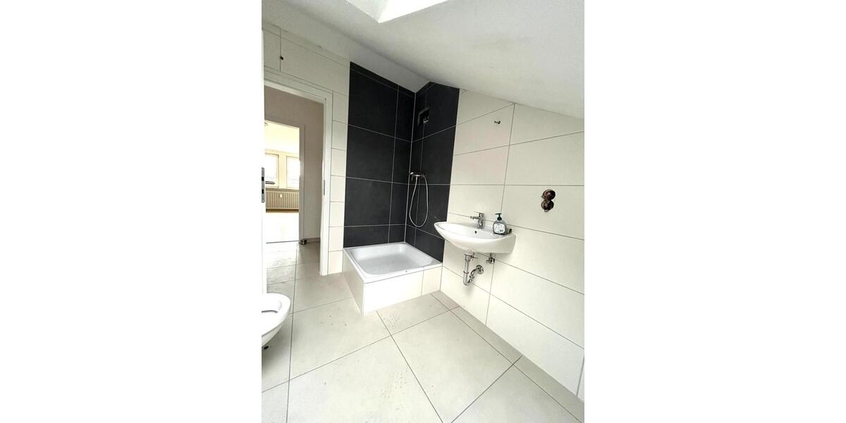 Dachgeschoßwohnung Altenstadt - 2 Zimmer, 75 m&sup2;, 850&euro; | Angebot:24831112