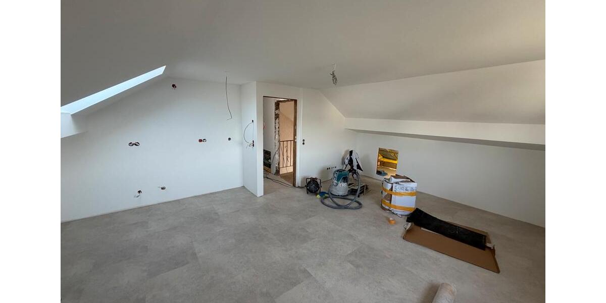 Dachgeschoßwohnung Offenbach am Main Buchrain - 2 Zimmer, 55 m&sup2;, 600&euro; | Angebot:25380884