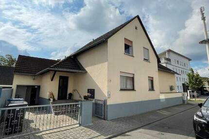 Haus Langen - 9 Zimmer, 242 m&sup2;, 675.000&euro; | Angebot:25725839