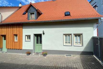 Haus Hanau Großauheim - 1 Zimmer, 204 m&sup2;, 320.000&euro; | Angebot:25303067