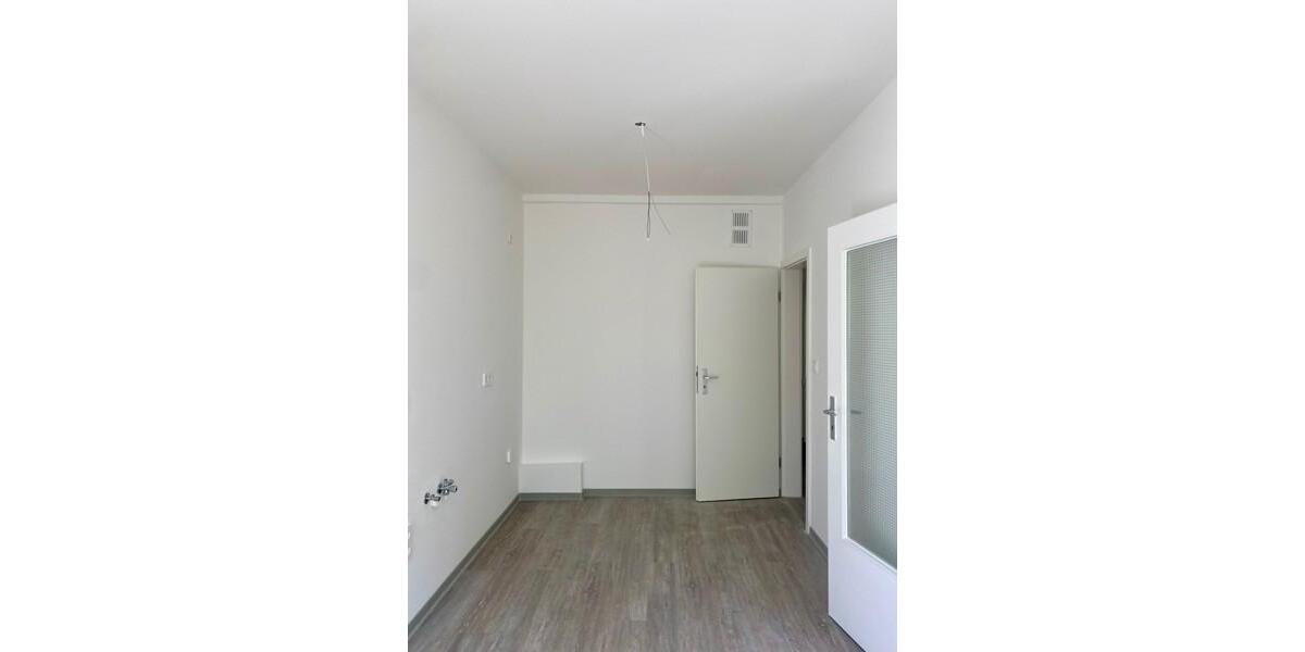 Etagenwohnung Schwalbach am Taunus - 2 Zimmer, 56 m&sup2;, 678&euro; | Angebot:26461177
