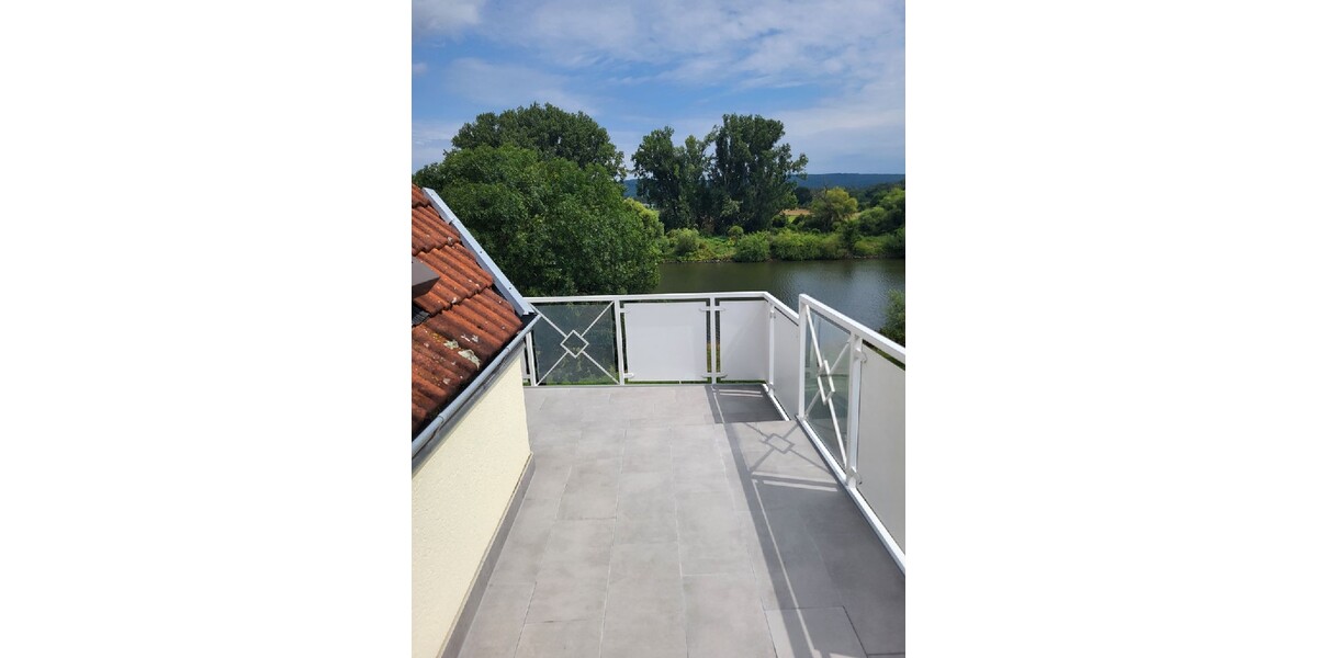 albero:) Penthouse-Feeling direkt am Main 3 zimmer