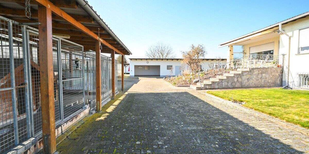 Einfamilienhaus Babenhausen Sickenhofen - 6 Zimmer, 252 m&sup2;, 1.250.000&euro; | Angebot:25693355