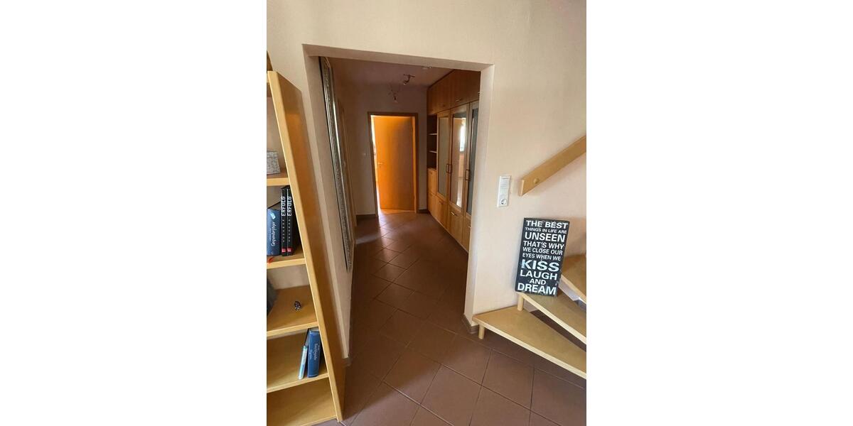 Etagenwohnung Münster (Hessen) - 2.5 Zimmer, 96 m&sup2;, 940&euro; | Angebot:26413128