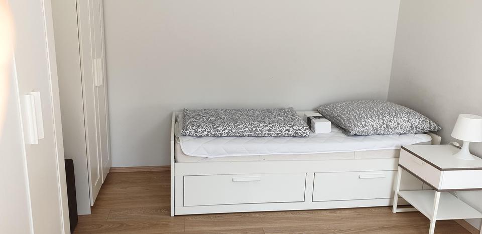 Etagenwohnung Frankfurt am Main West - 2 Zimmer, 50 m&sup2;, 900&euro; | Angebot:25544475