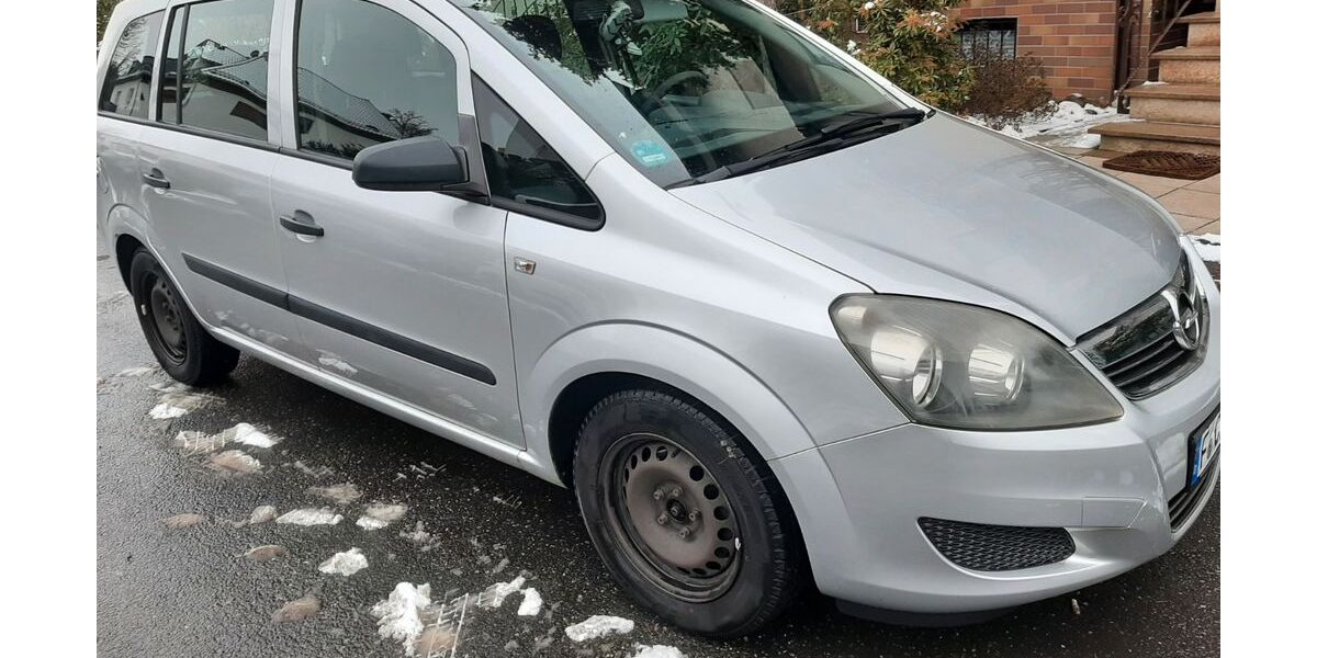 Opel Zafira 207.000 km 1.000 &euro; Frankfurt 65936