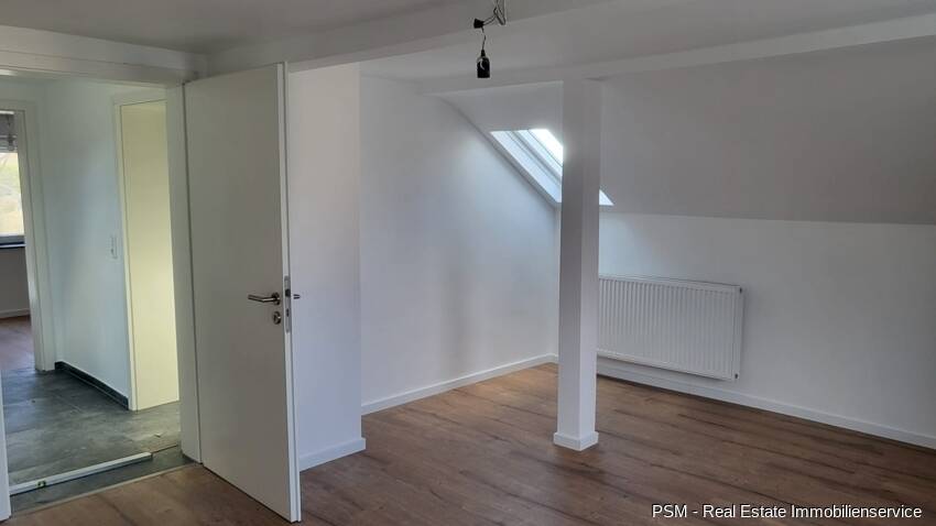 Einfamilienhaus Frankfurt am Main Praunheim - 4 Zimmer, 151 m&sup2;, 950.000&euro; | Angebot:26155223