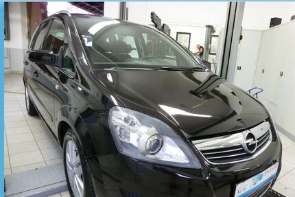 Opel Zafira 196.000 km 5.950 &euro; Florstadt­­­ 61197