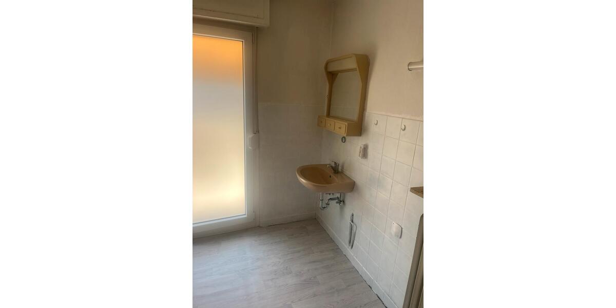 Doppelhaushälfte Kelkheim (Taunus) - 8 Zimmer, 210 m&sup2;, 650.000&euro; | Angebot:27233653