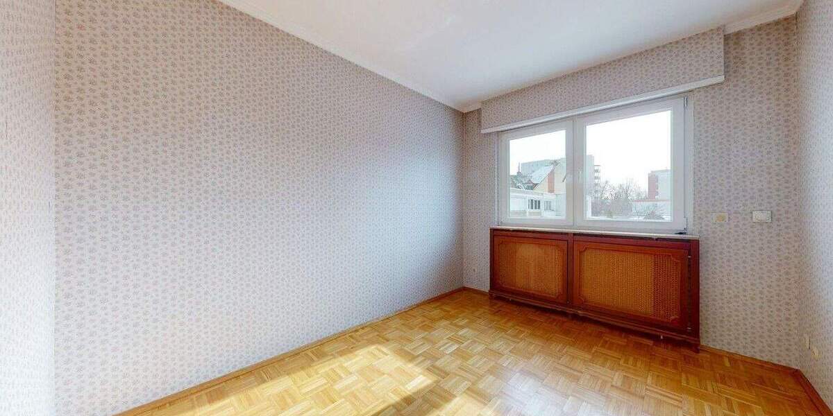 Reihenmittelhaus Frankfurt am Main Niederursel - 4 Zimmer, 125 m&sup2;, 645.000&euro; | Angebot:25769237