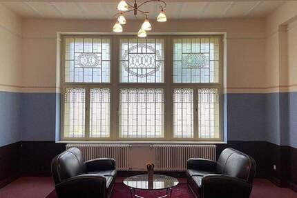 Bestlage Bad Nauheim: 1ZKBB am Kurpark, nach Süden, 40 qm, in Jugendstil-Baudenkmal 1 zimmer