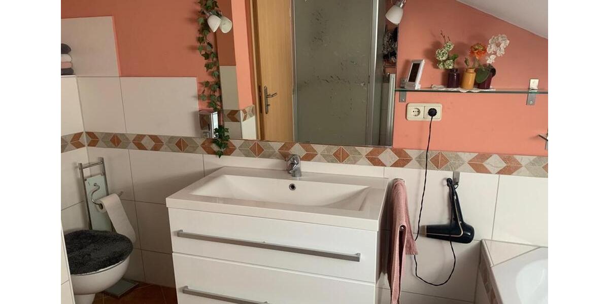 Maisonette-Wohnung mit Garten, 2 Stellplätzen + PROVISIONSFREI 5 zimmer