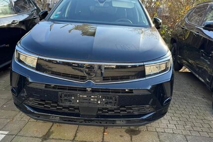 Opel Grandland (X) 10.982 km 23.980 € Rüsselsheim 65428