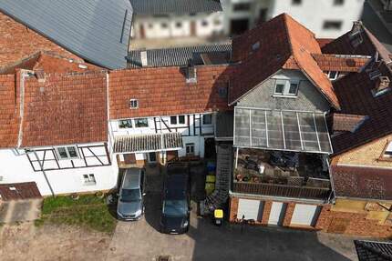 Haus Hasselroth Niedermittlau - 2 Zimmer, 307 m&sup2;, 385.000&euro; | Angebot:25699003