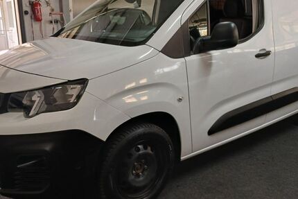 Peugeot Partner 149.900 km 9.990 € Rüsselsheim 65428