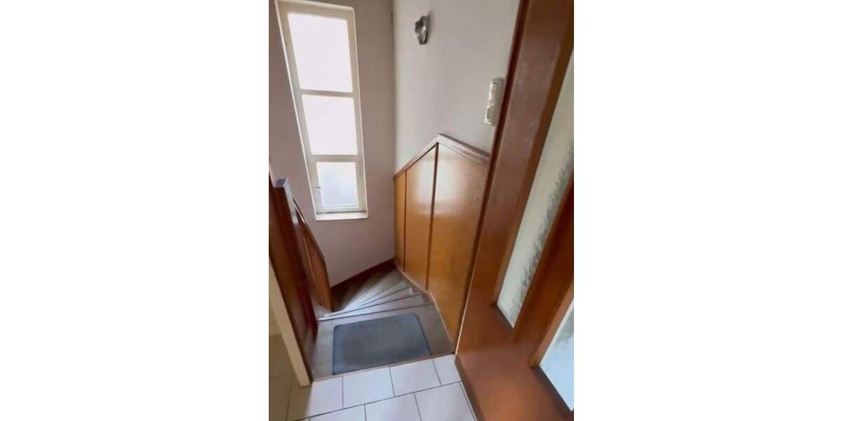 Mehrfamilienhaus, Wohnhaus Hattersheim am Main Hattersheim - 9 Zimmer, 153 m&sup2;, 445.000&euro; | Angebot:25737658