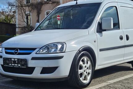 Opel Combo 149.000 km 4.500 &euro; Bad Homburg 61350