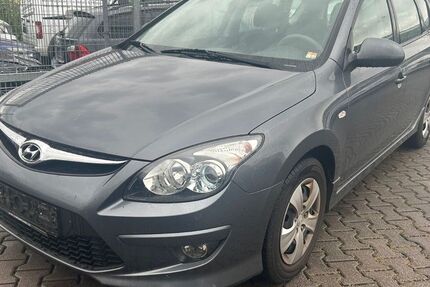 Hyundai i30 210.000 km 2.850 € Büdingen 63654