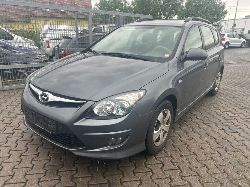 Hyundai i30 210.000 km 2.850 € Büdingen 63654