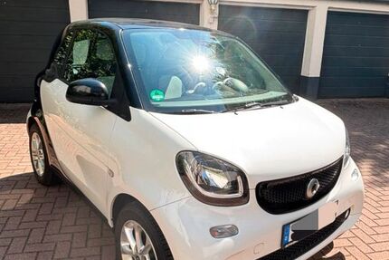 Smart ForTwo 98.959 km 8.300 &euro; Frankfurt am Main 60322