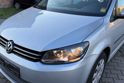 VW Touran 227.000 km 2.990 &euro; Dietzenbach 63128