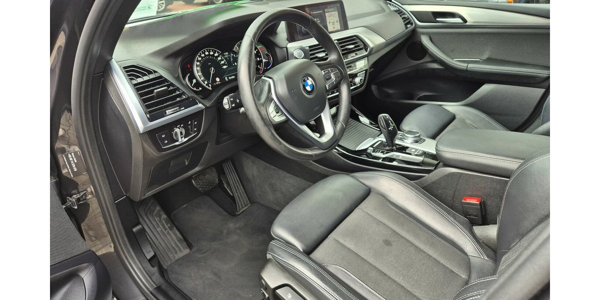 BMW X3 xDrive 20 i xLine, HUD, Kamera, Ambientebeleuch 69.700 km 23.790 &euro; Rodgau 63110