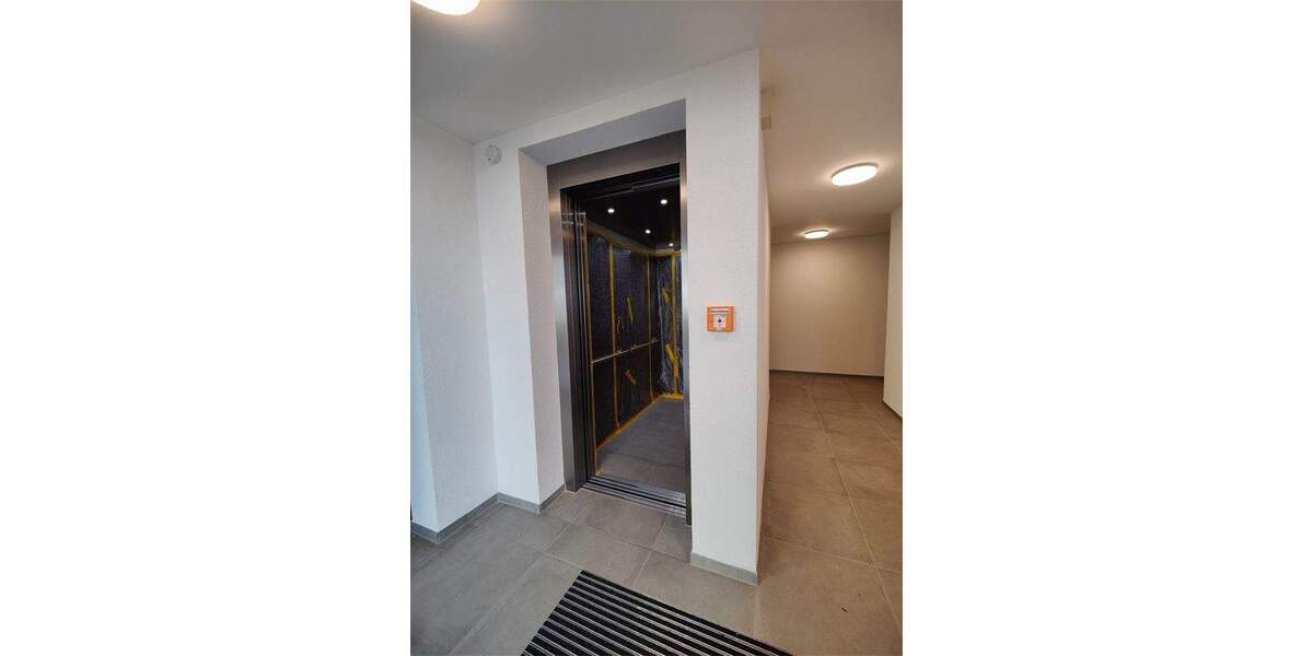 Etagenwohnung Bad Vilbel Kernstadt - 2 Zimmer, 61 m&sup2;, 1.200&euro; | Angebot:25684582