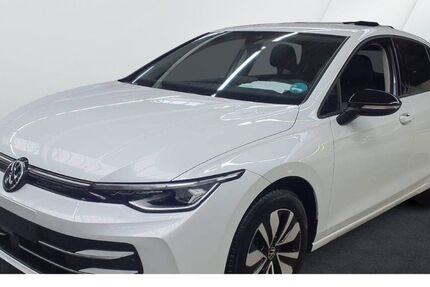 VW Golf 12.300 km 28.940 &euro; Bad Homburg 61348