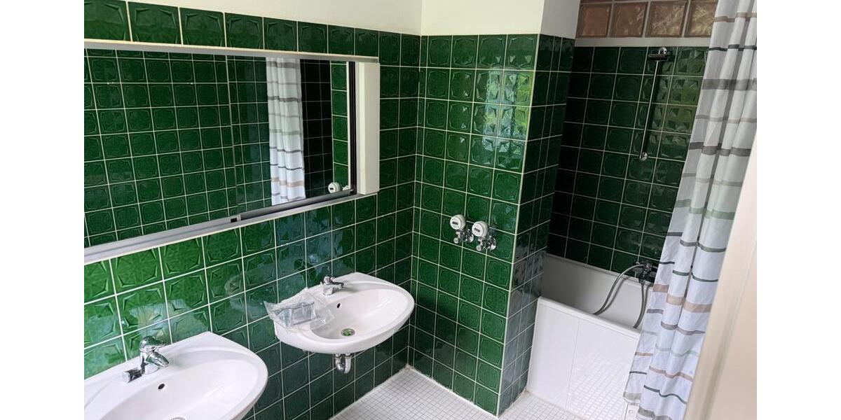 Dachgeschoßwohnung Kronberg im Taunus - 3 Zimmer, 90 m&sup2;, 950&euro; | Angebot:26439305