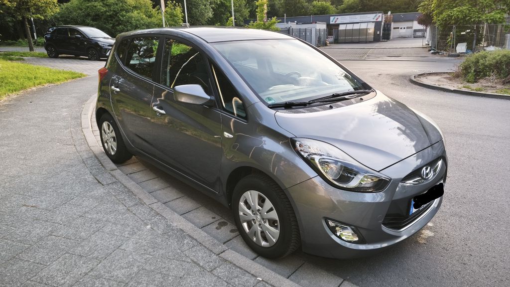 Hyundai ix20 58.648 km 6.299 &euro; Offenbach am Main 63069