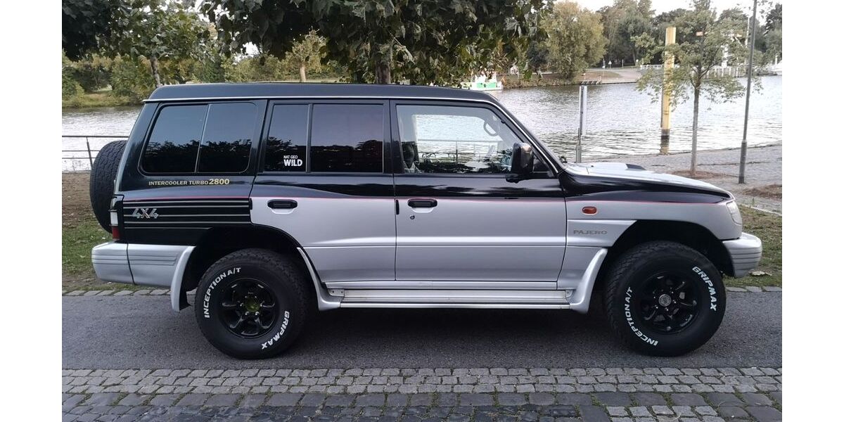 Mitsubishi Pajero 259.325 km 9.990 &euro; Frankfurt am Main 65929