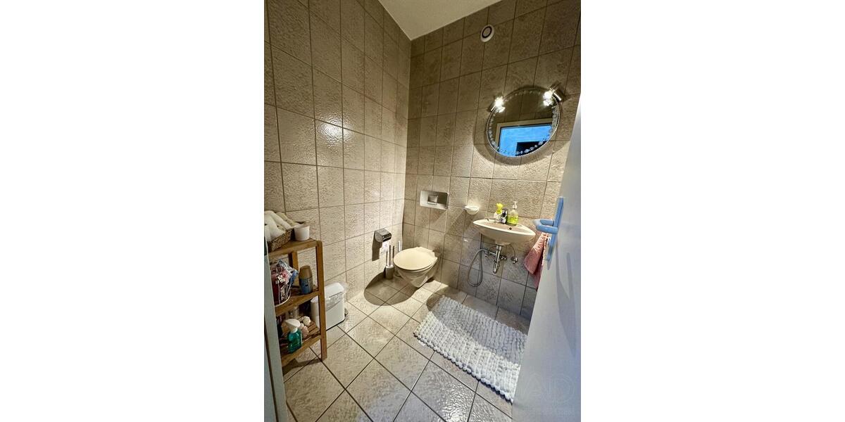 Erdgeschoßwohnung Frankfurt am Main Bergen-Enkheim - 4 Zimmer, 152 m&sup2;, 1.980&euro; | Angebot:23398170