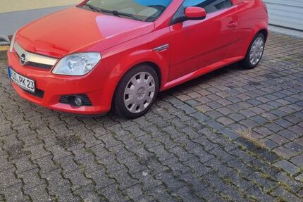 Opel Tigra 110.335 km 3.950 &euro; Niedernhausen 65527