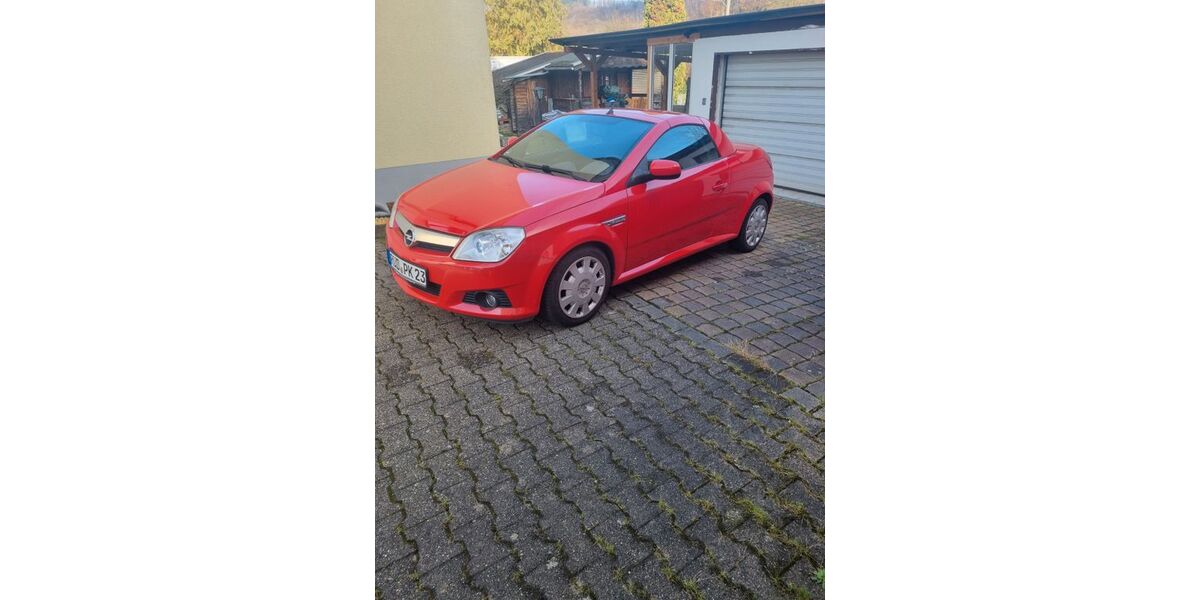 Opel Tigra 110.335 km 3.950 &euro; Niedernhausen 65527