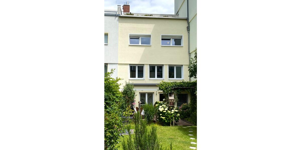Reihenhaus Frankfurt am Main Eschersheim - 6 Zimmer, 150 m&sup2;, 595.000&euro; | Angebot:26918819