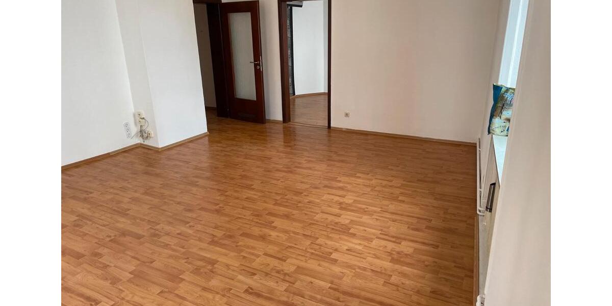 Etagenwohnung Frankfurt am Main Bockenheim - 4 Zimmer, 98 m&sup2;, 1.500&euro; | Angebot:26227370