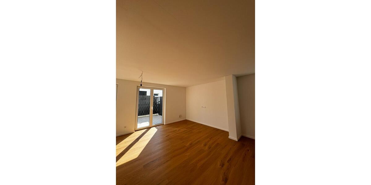 Terrassenwohnung Usingen - 4 Zimmer, 124 m&sup2;, 1.560&euro; | Angebot:25722456