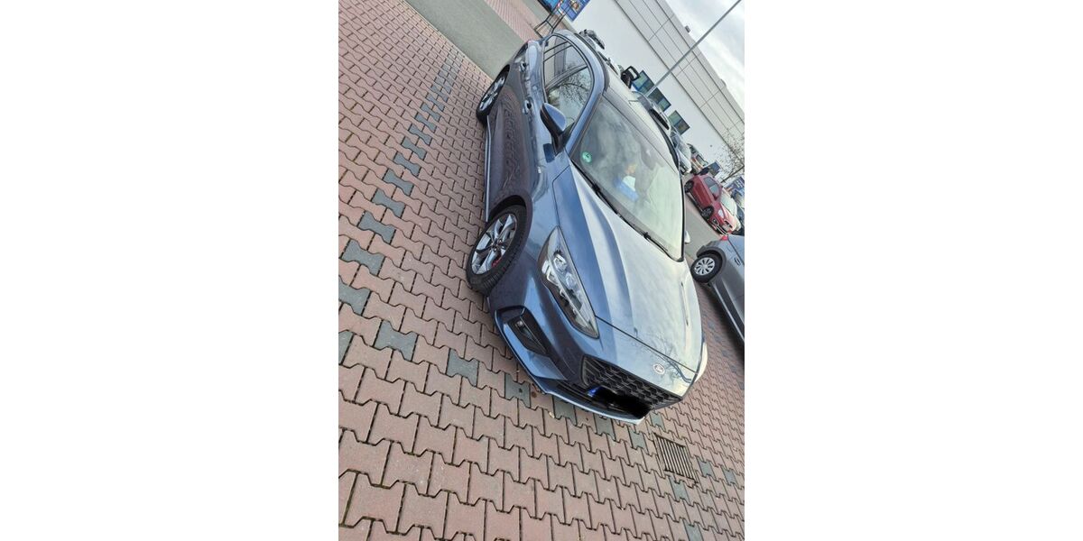 Ford Focus 175.000 km 12.600 &euro; Frankfurt am Main 60386