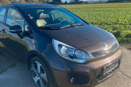 Kia Rio 88.657 km 6.999 € Wiesbaden 65203