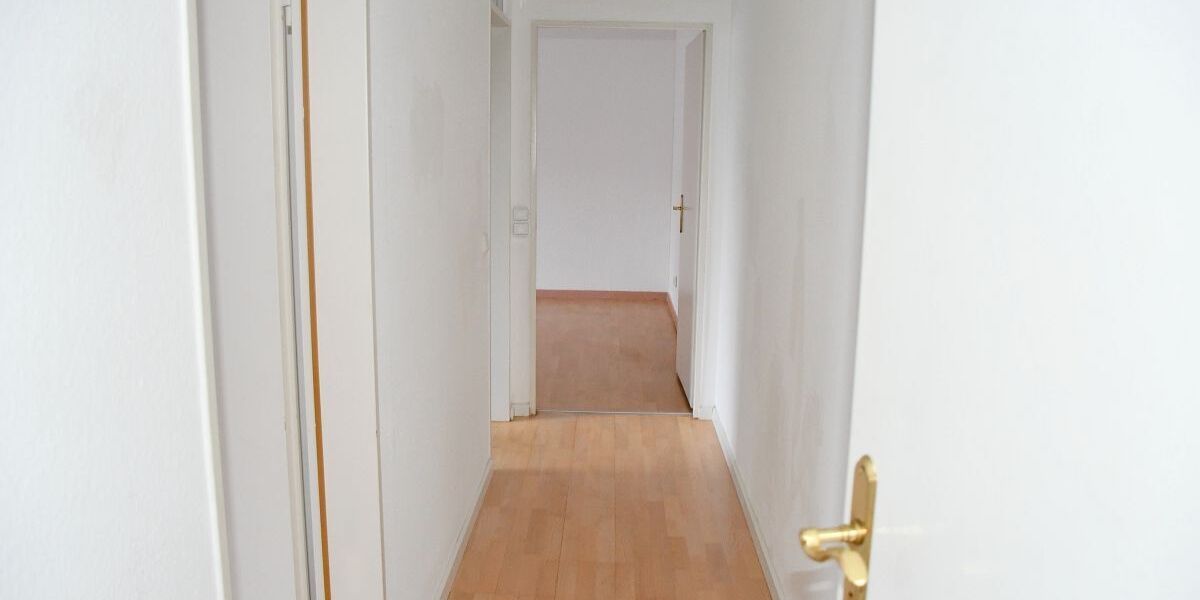 **RESERVIERT** Attraktives großzügiges Zweifamilienhaus im Bauhausstil in Darmstadt-Arheilgen - Zweifamilienhaus Darmstadt-Arheilgen Darmstadt/Vororte | Angebot:25099546