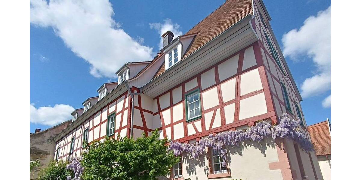 Doppelhaushälfte Babenhausen - 7 Zimmer, 240 m&sup2;, 695.000&euro; | Angebot:25779400