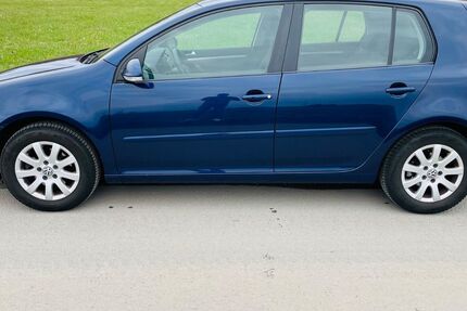 VW Golf 149.876 km 1.990 &euro; Niederdorfelden 61138