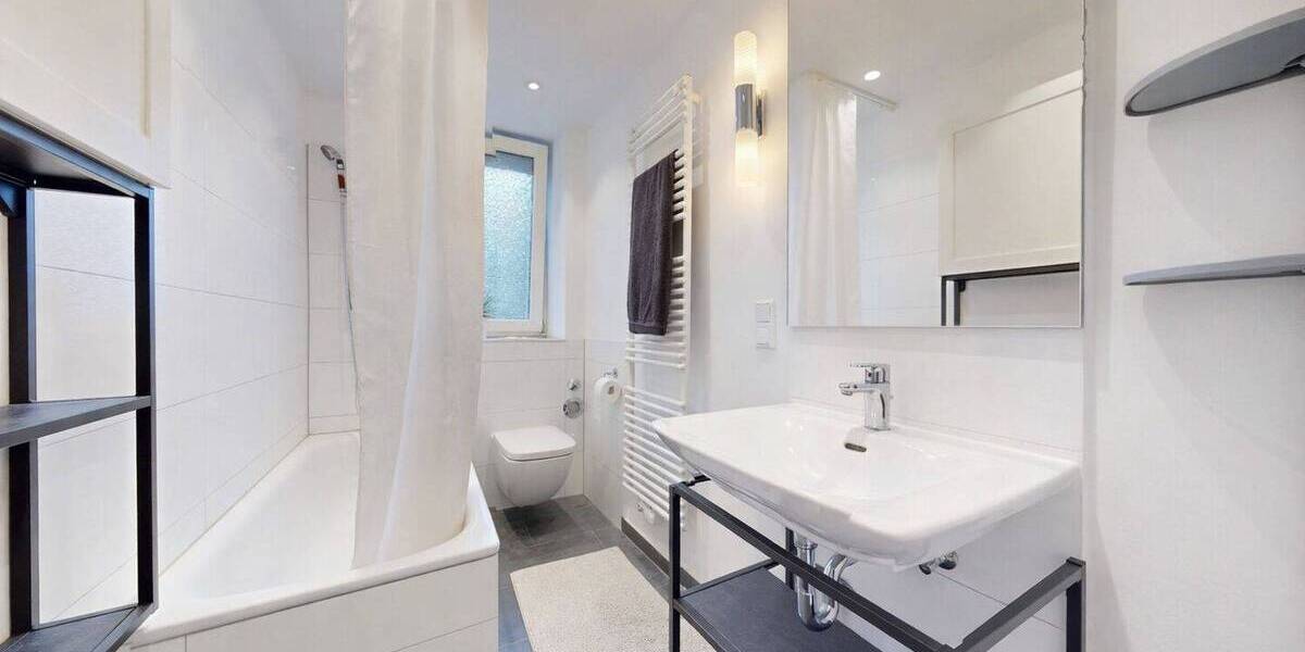 Etagenwohnung Frankfurt am Main Ostend - 2 Zimmer, 48 m&sup2;, 330.000&euro; | Angebot:26376399