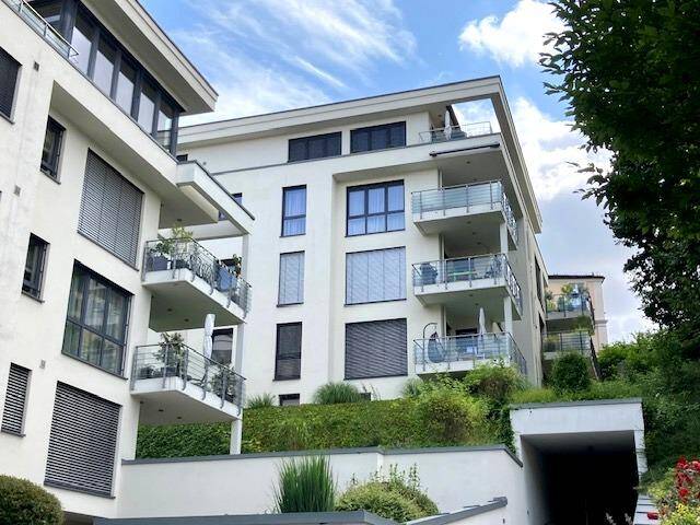 Elegantes Wohnen mit herrlichem Balkon!