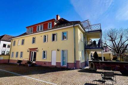 Wohnung Offenbach am Main Bürgel - 2 Zimmer, 122 m&sup2;, 1.400&euro; | Angebot:25706161