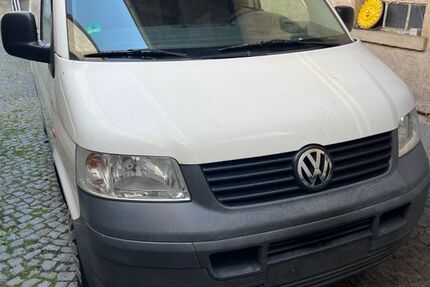 VW T5 Transporter 269.250 km 2.699 &euro; Steinbach 61449